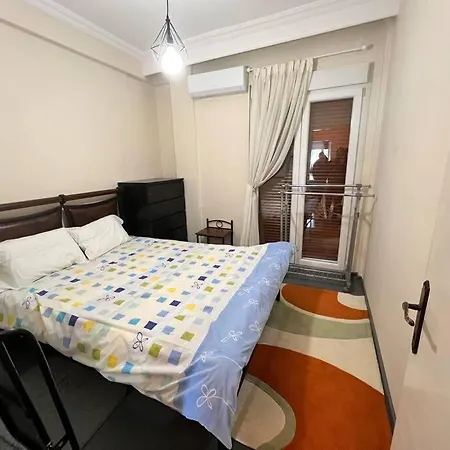 στη καρδιά της πόλης *